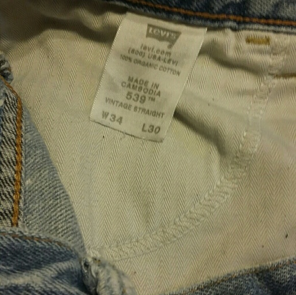 Distressed, Frayed Vintage, Levi’s ORAGAINALS LEVI'S Shorts patched - Picture 6 of 6